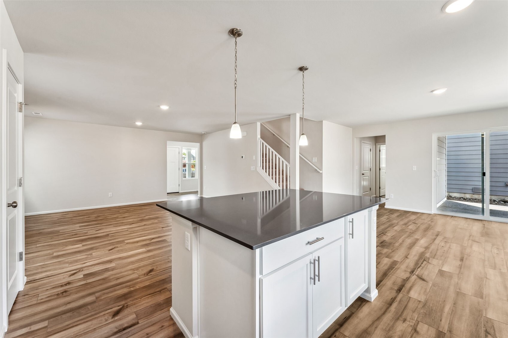 9914 Ferns Loop Property Photo 17
