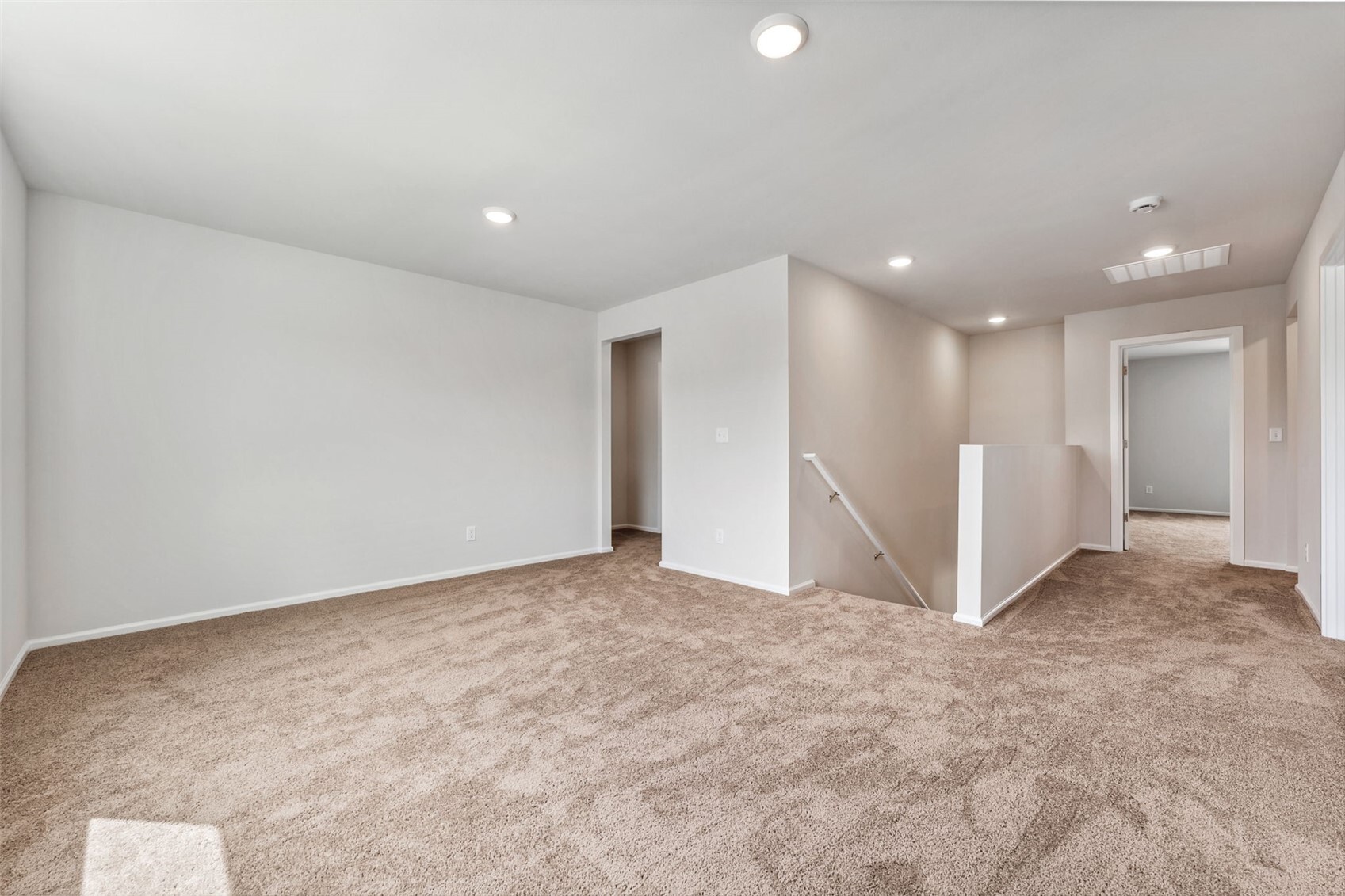 9914 Ferns Loop Property Photo 23
