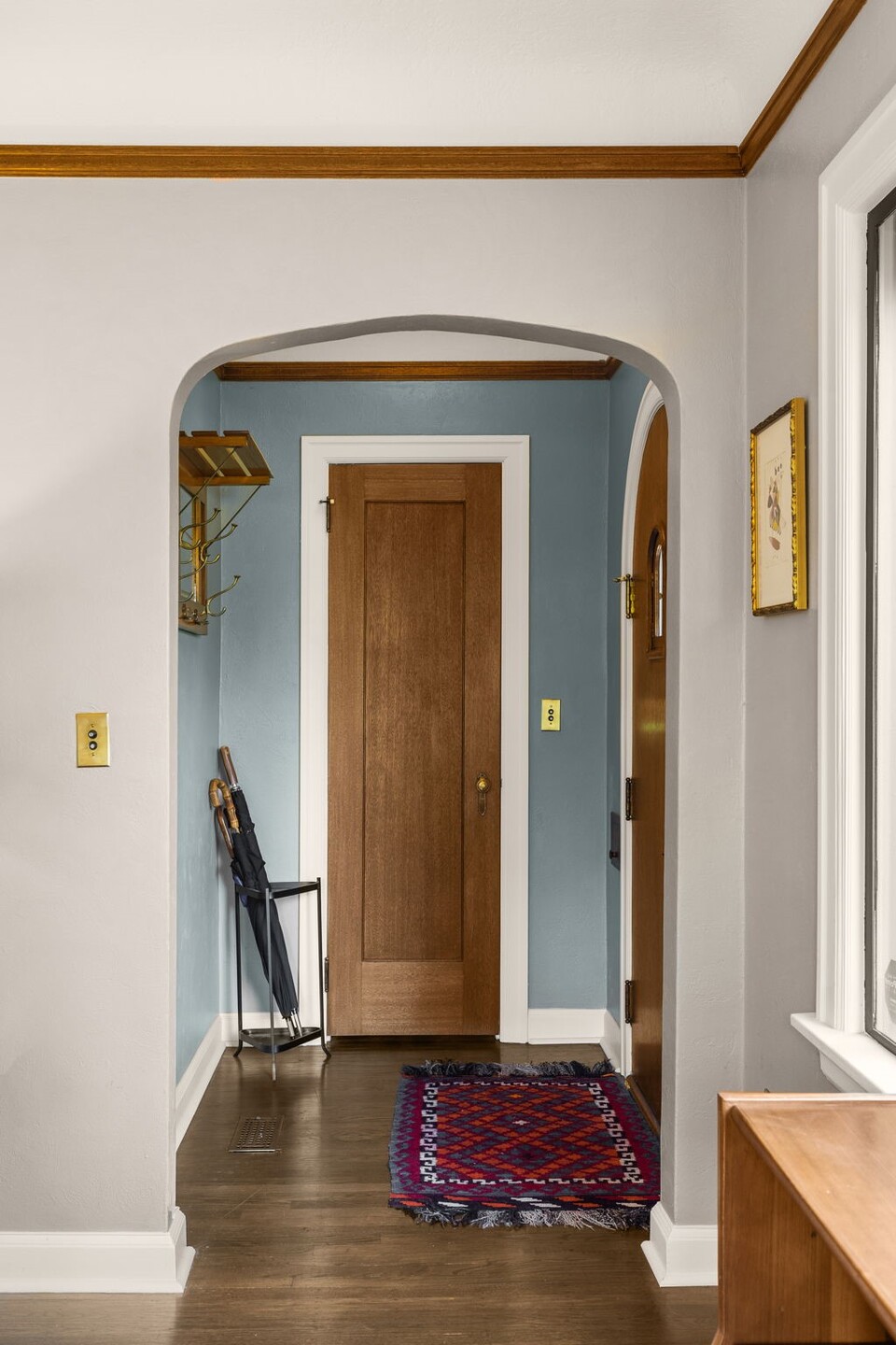 7963 Seward Park Avenue Property Photo 4