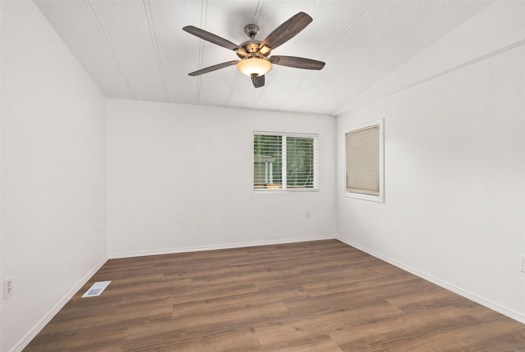 109 Halliday Rd 12 Property Photo 16