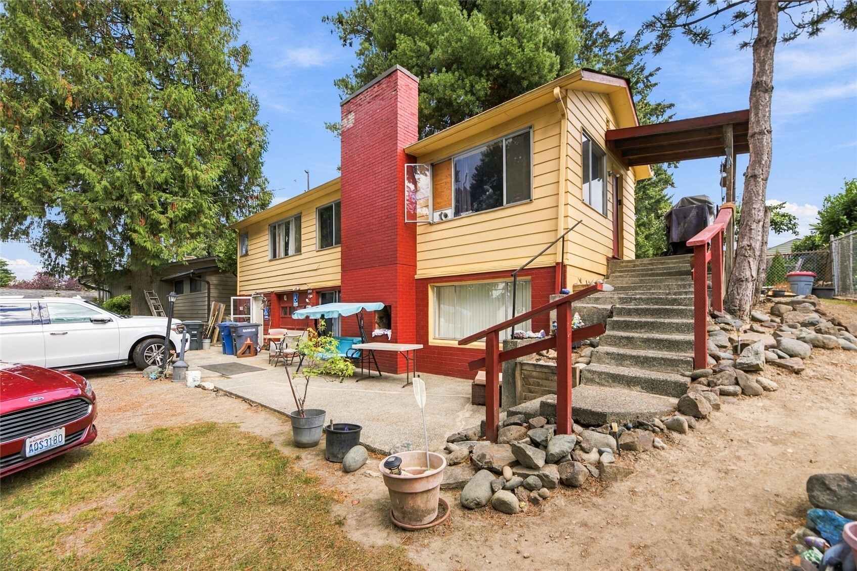17330 32nd Avenue Property Photo 1