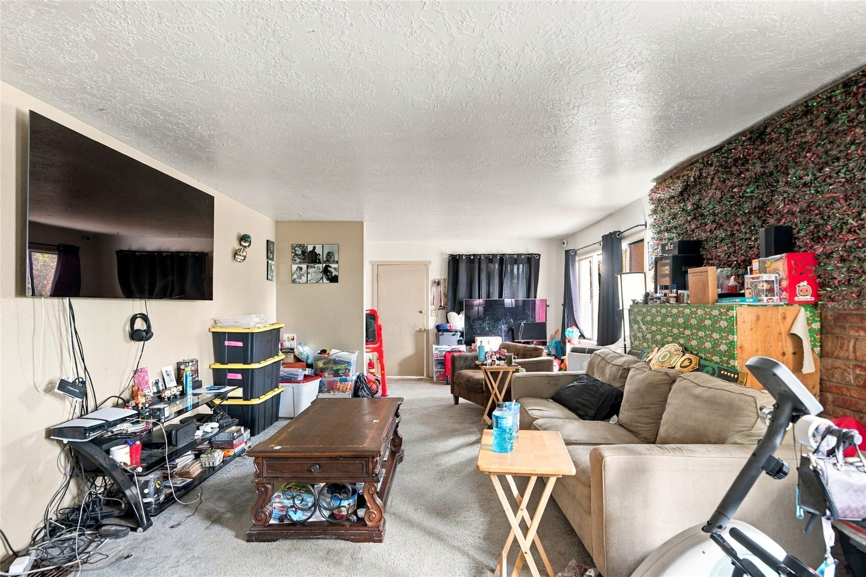 17330 32nd Avenue Property Photo 4