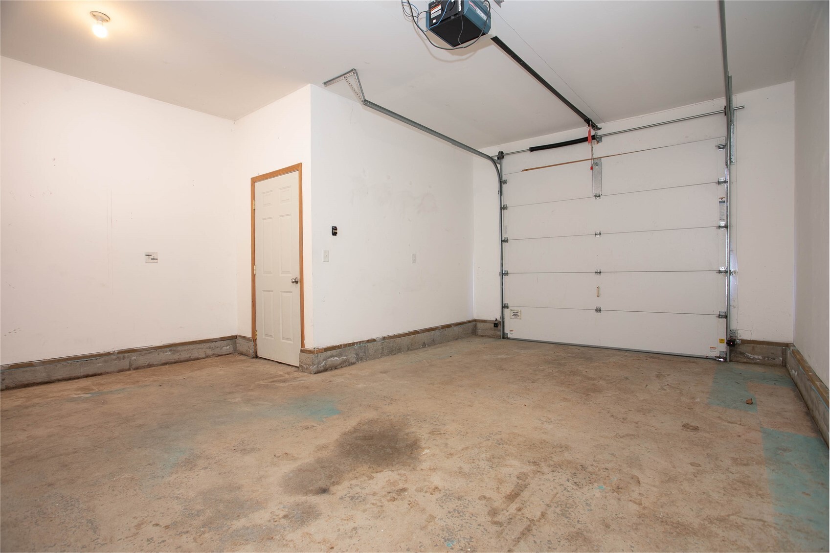 1227 E Indiana Street Property Photo 25