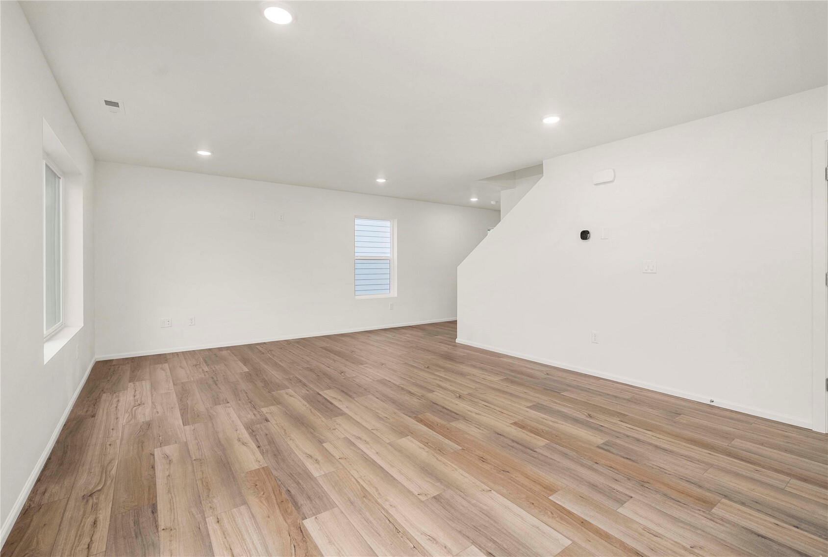 9939 Ferns Loop Property Photo 14