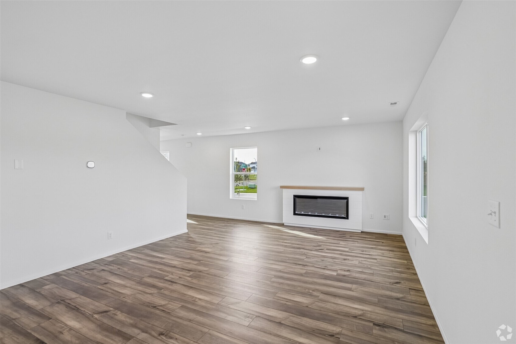 9939 Ferns Loop Property Photo 15