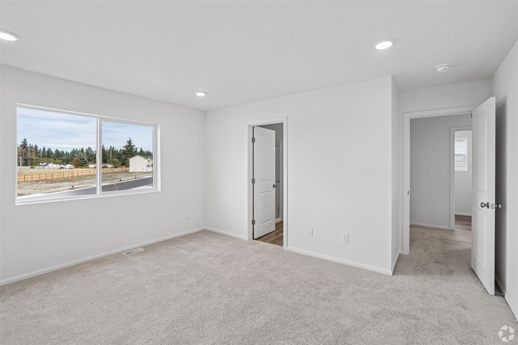9939 Ferns Loop Property Photo 27