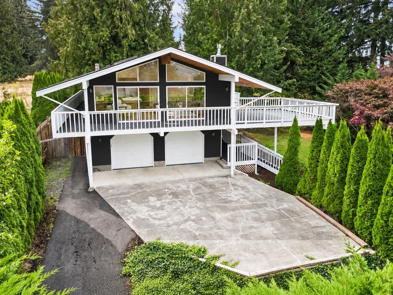 13430 Kenwanda Dr Property Photo 3