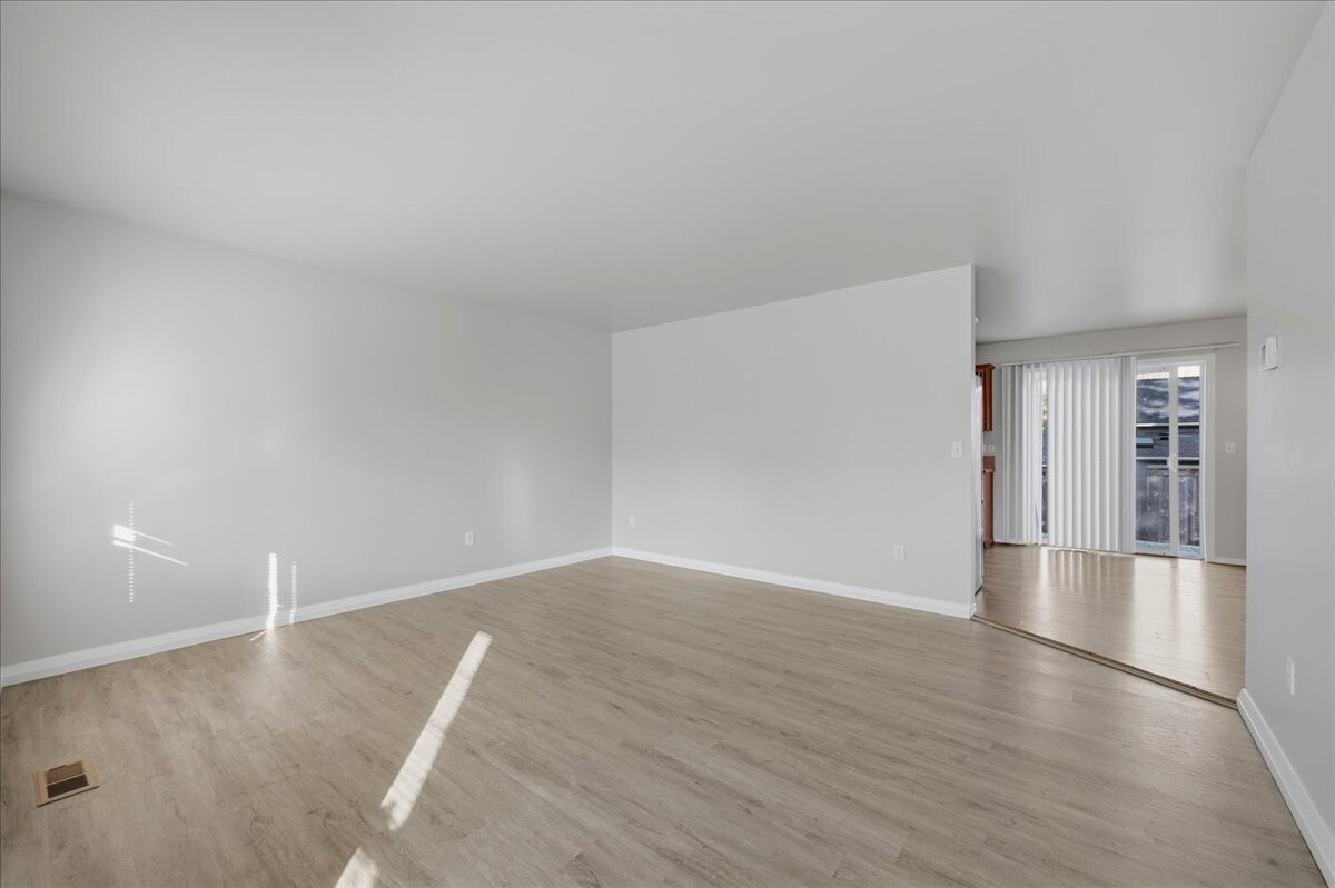 4117 S K Street Property Photo 4