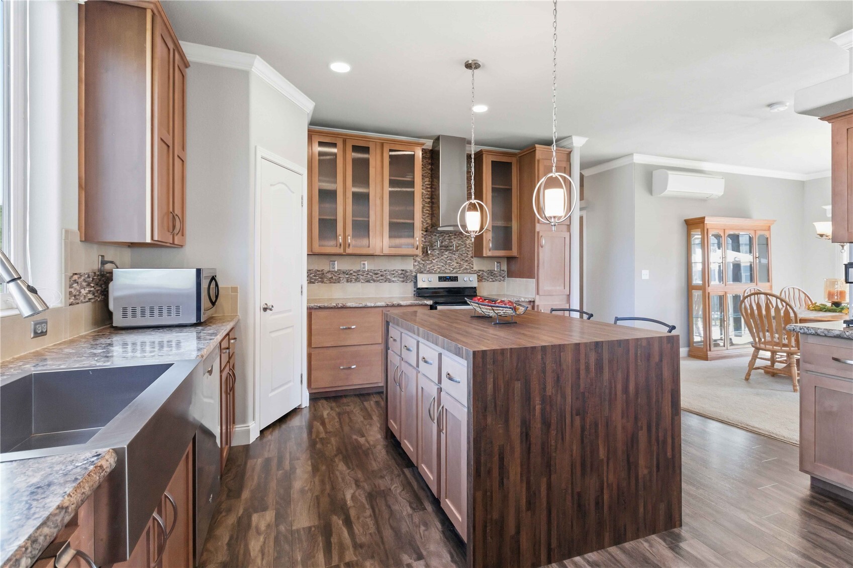 414 Jackson Property Photo 17