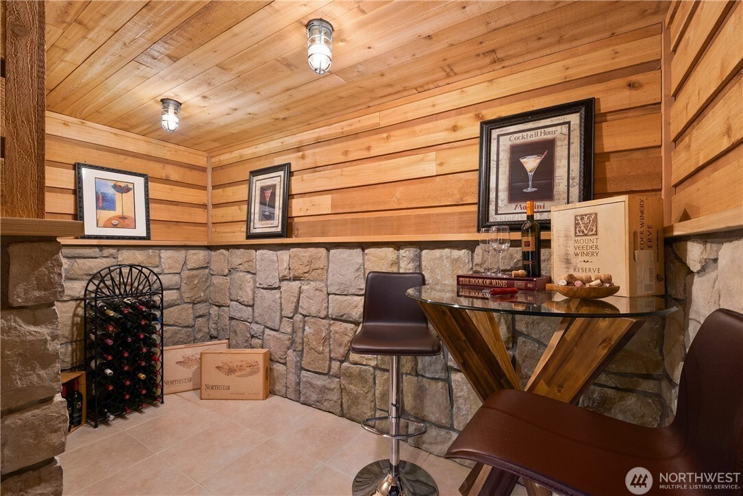 11704 Palatine Avenue Property Photo 36