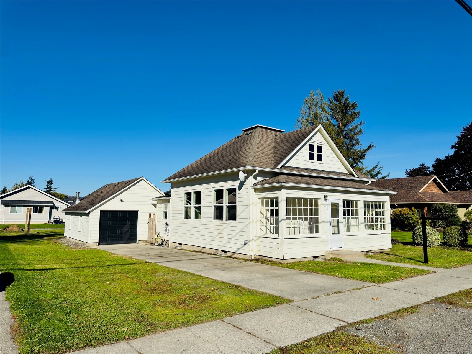 222 Front Street Property Photo 1