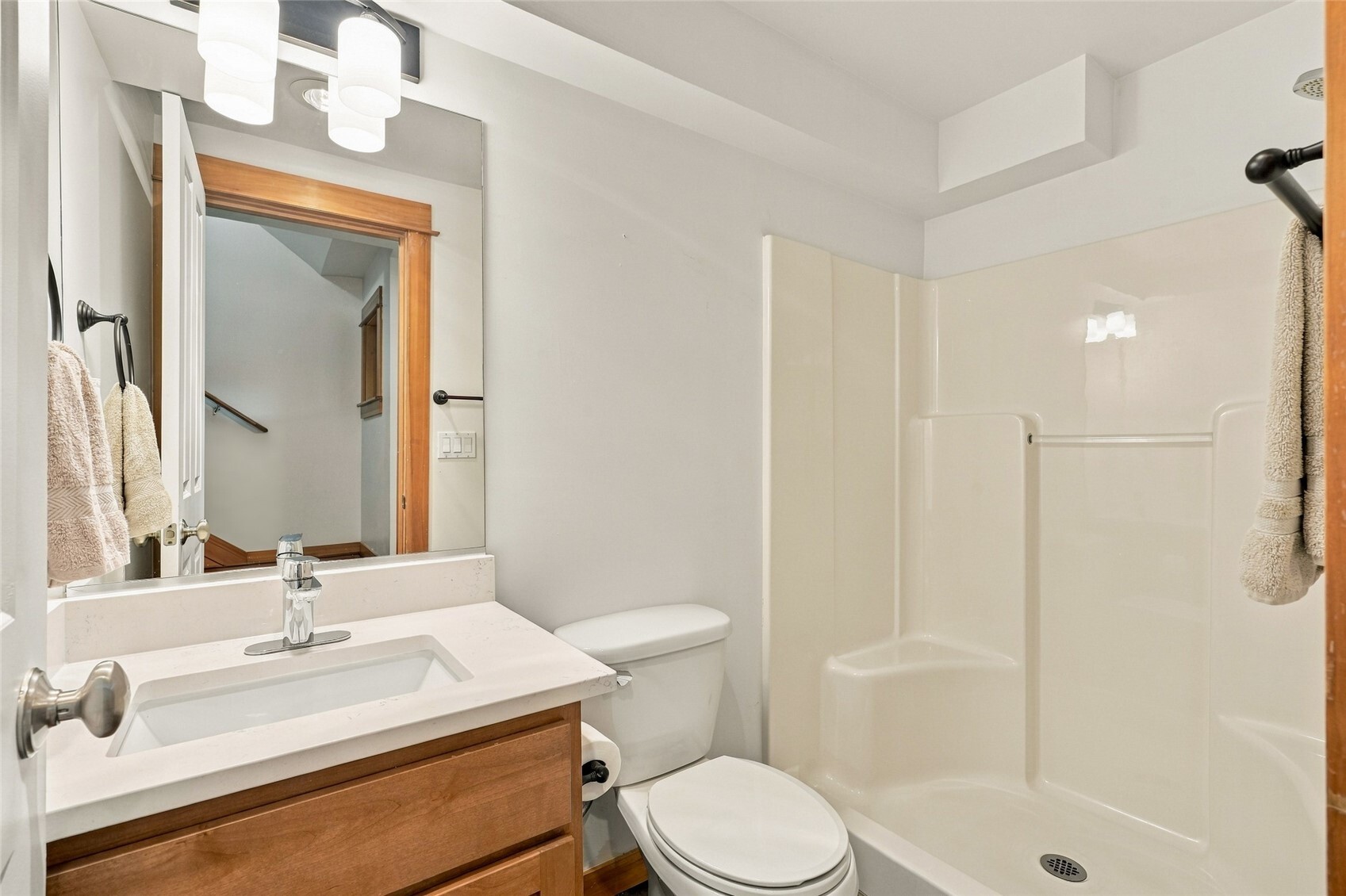 9243 35th Ave B Property Photo 6