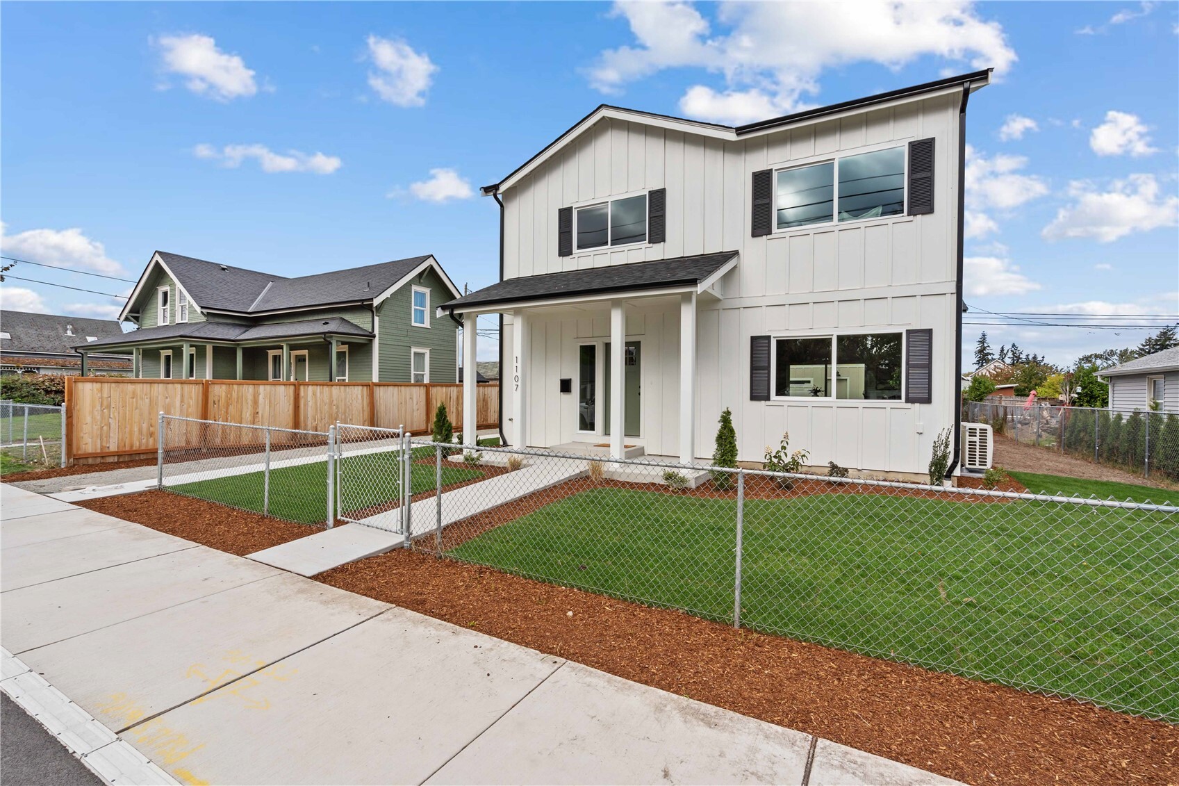 1107 E 64th Street Property Photo 27
