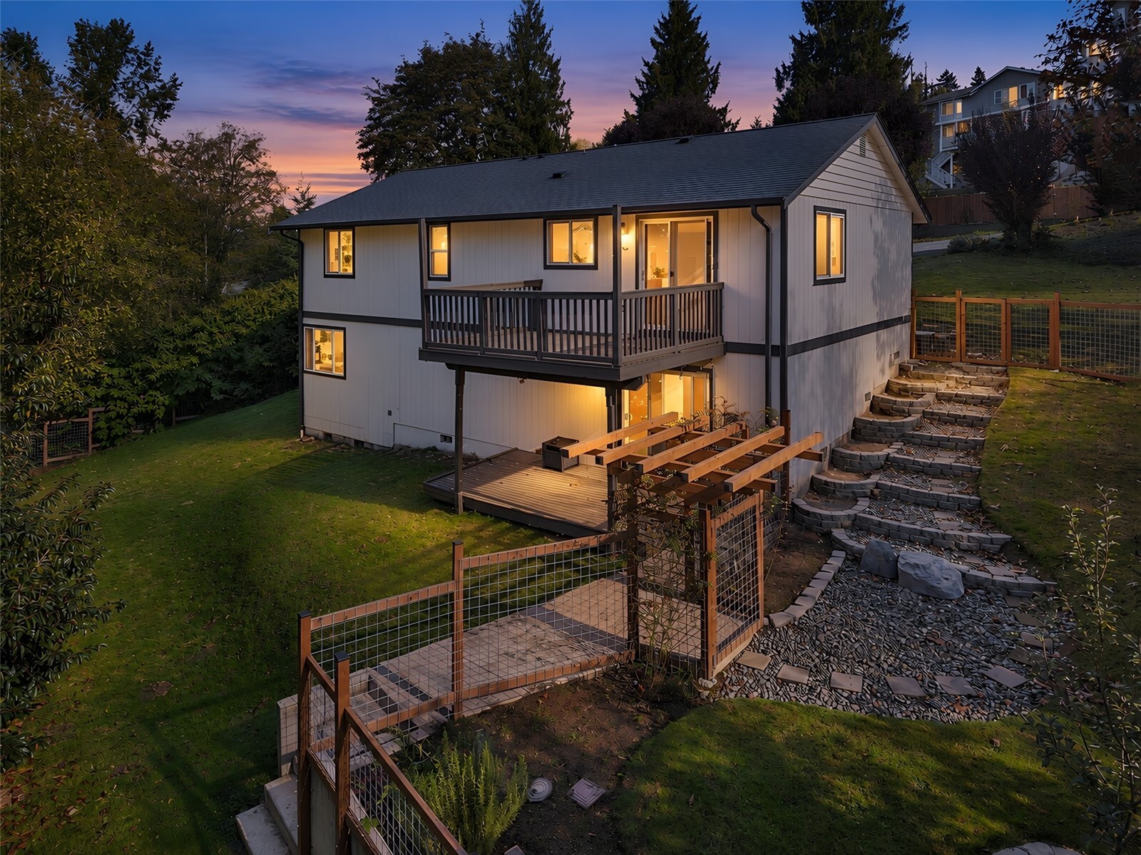 8618 74th Drive Property Photo 1
