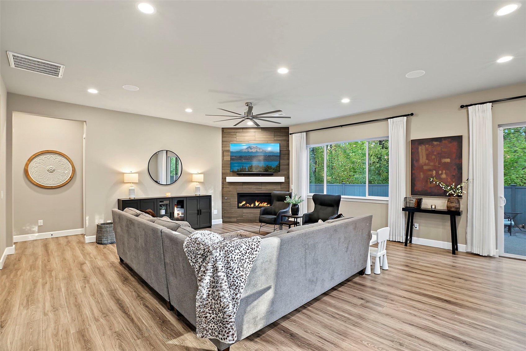 13008 157th Street Property Photo 10