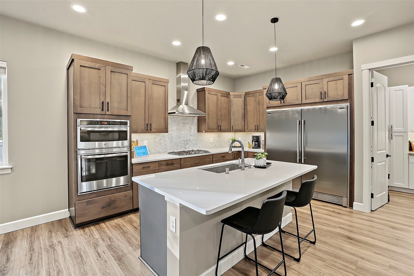 13008 157th Street Property Photo 15