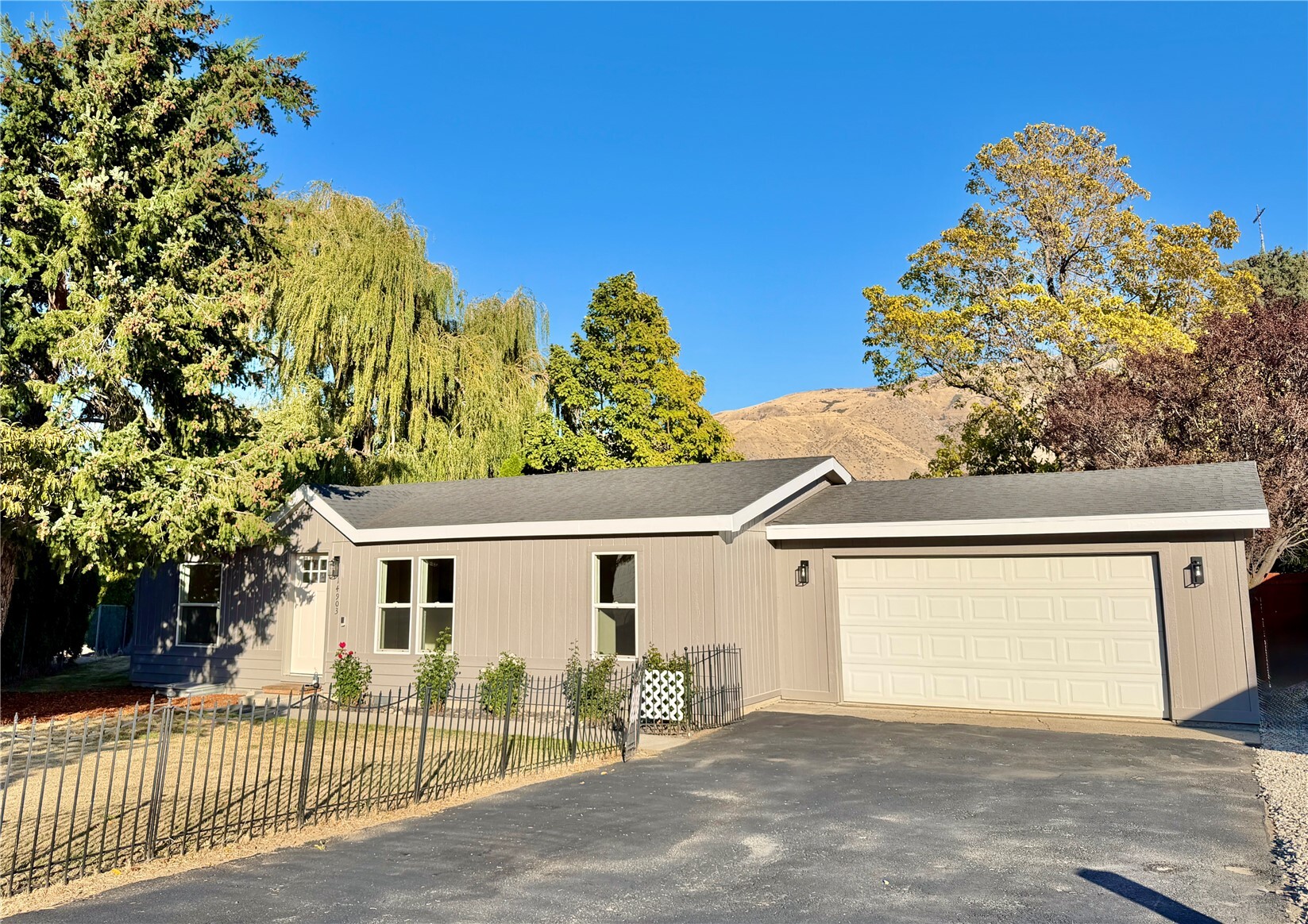 14903 Voss Place Property Photo 1