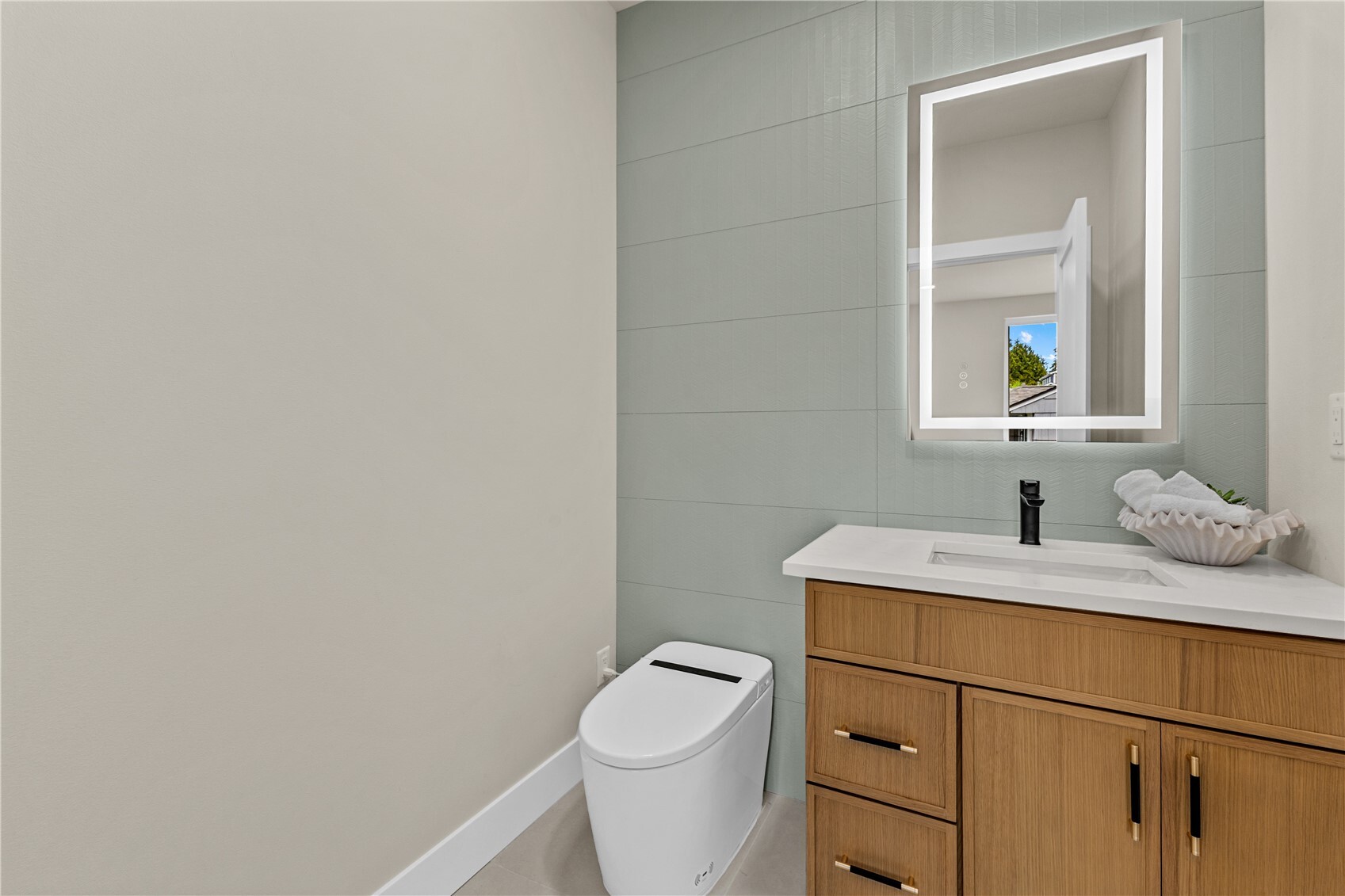 11709 Roosevelt Way Property Photo 14