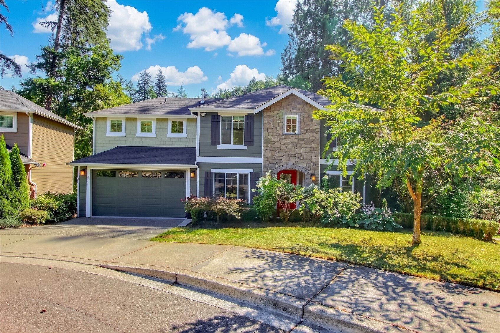 16426 85th Place Property Photo 1