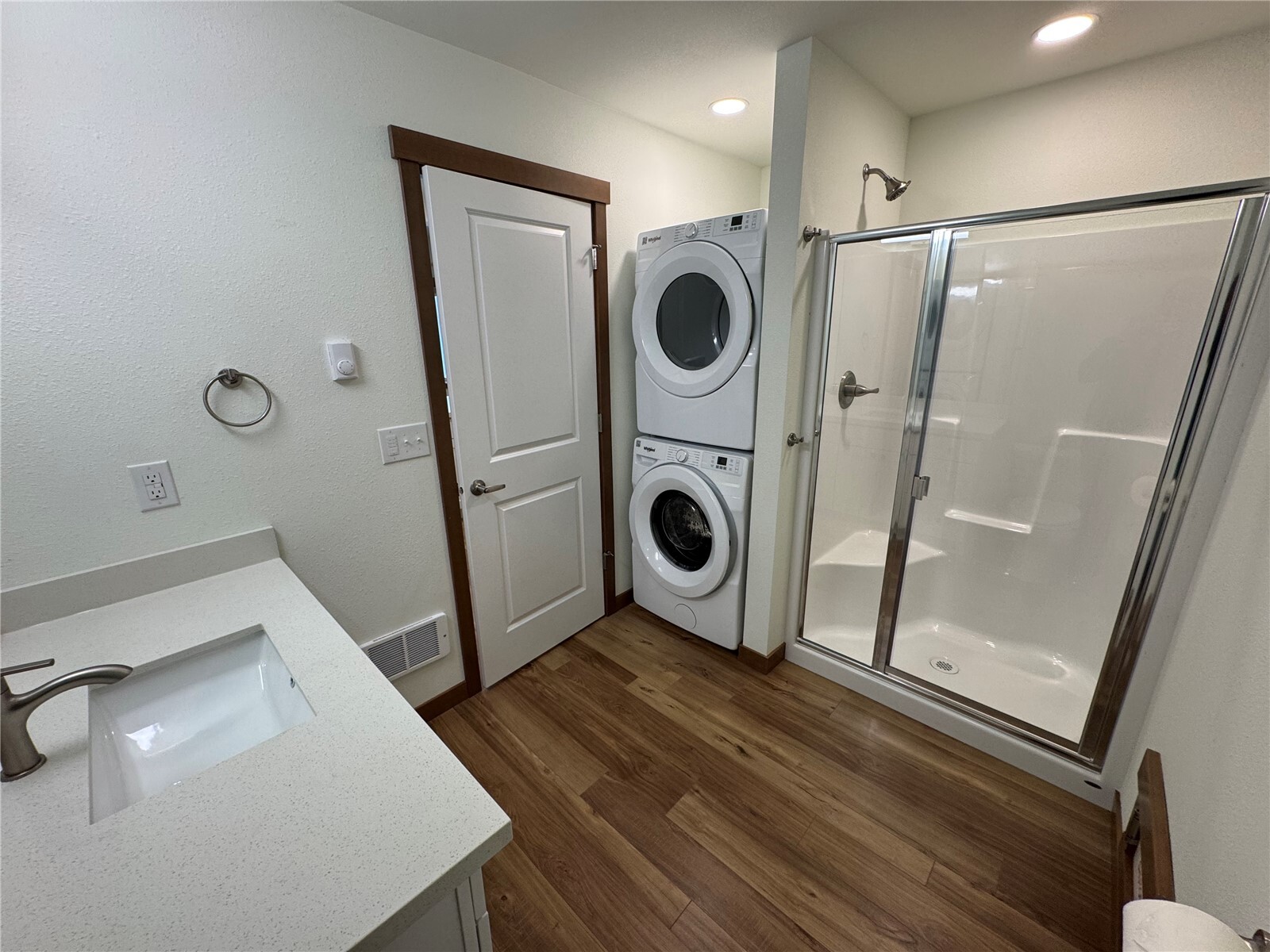 30 Milwaukee Lane 1b Property Photo 2