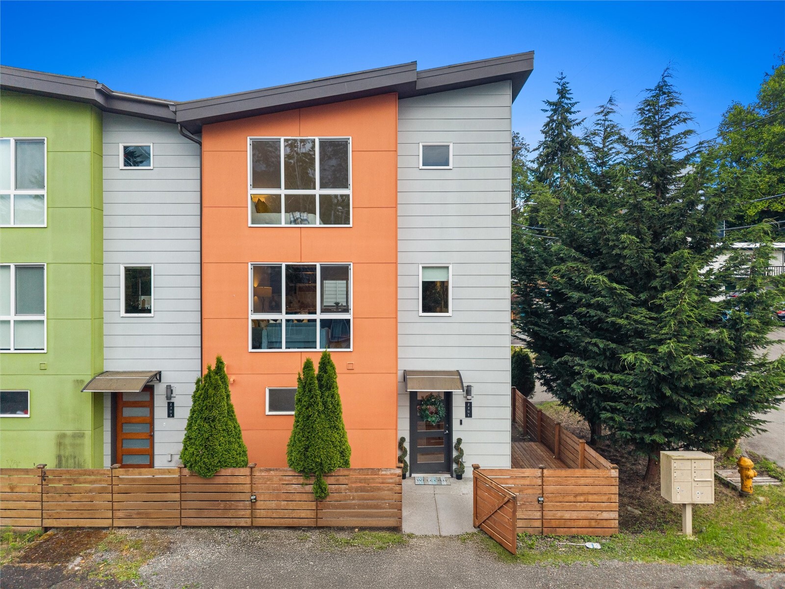 2301 Ne 86th Street Property Photo 4