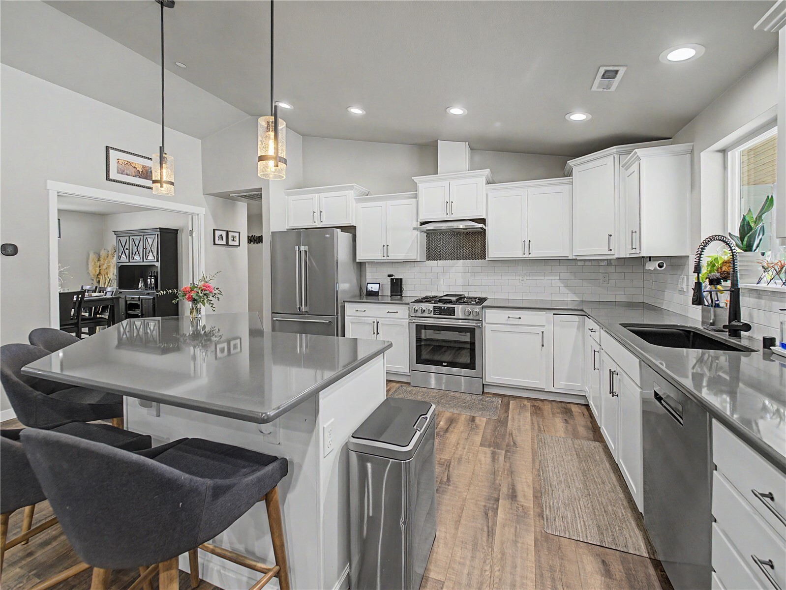 27011 173rd Street Property Photo 5