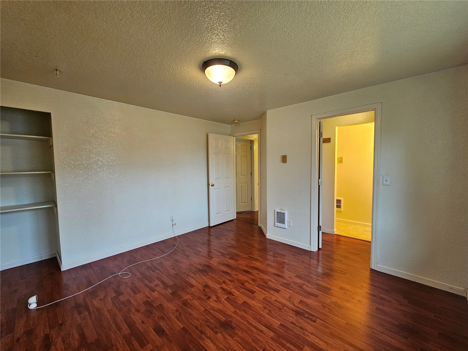 1810 Laurel Street Property Photo 10