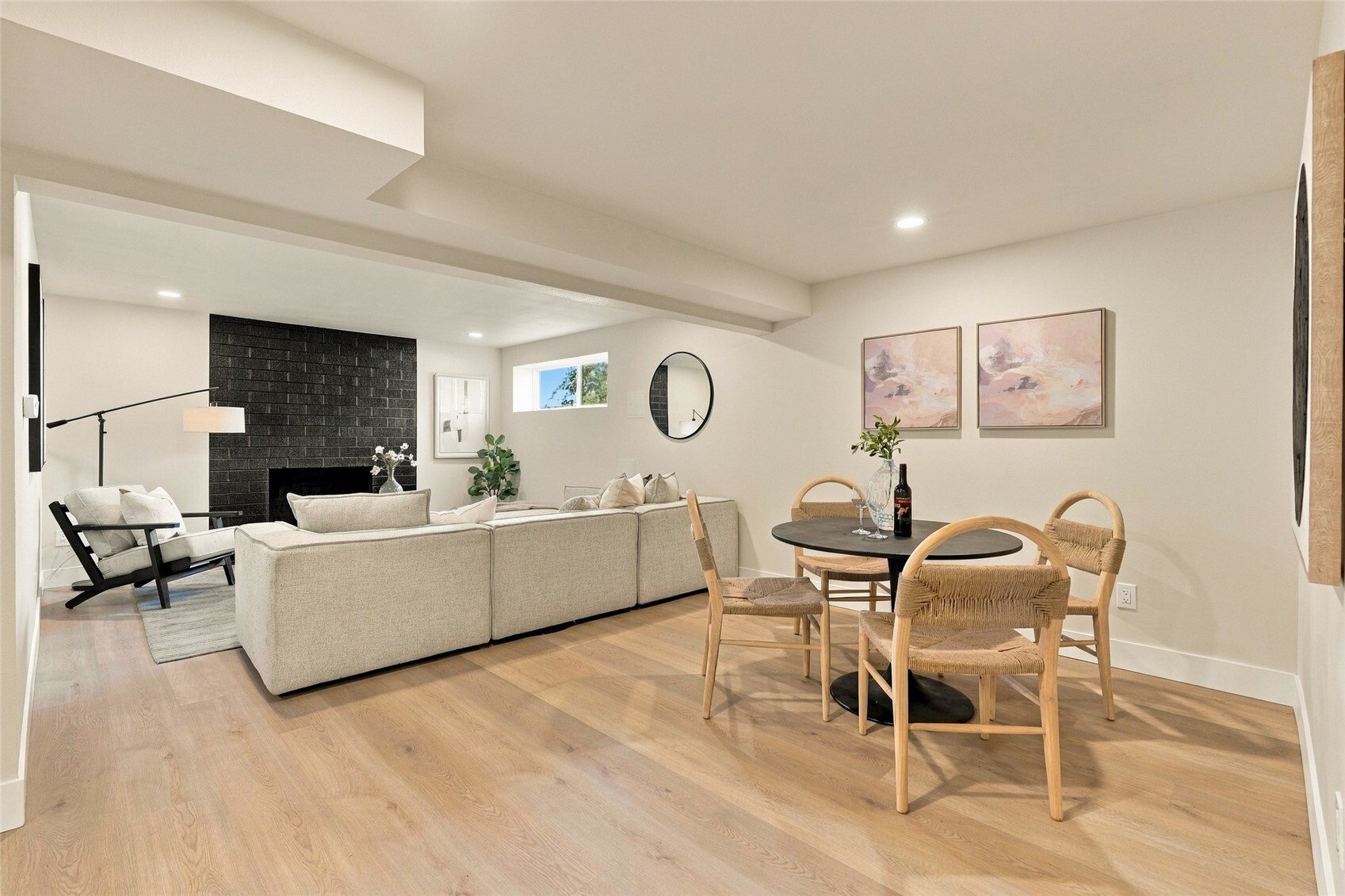 17028 Larch Way Property Photo 20