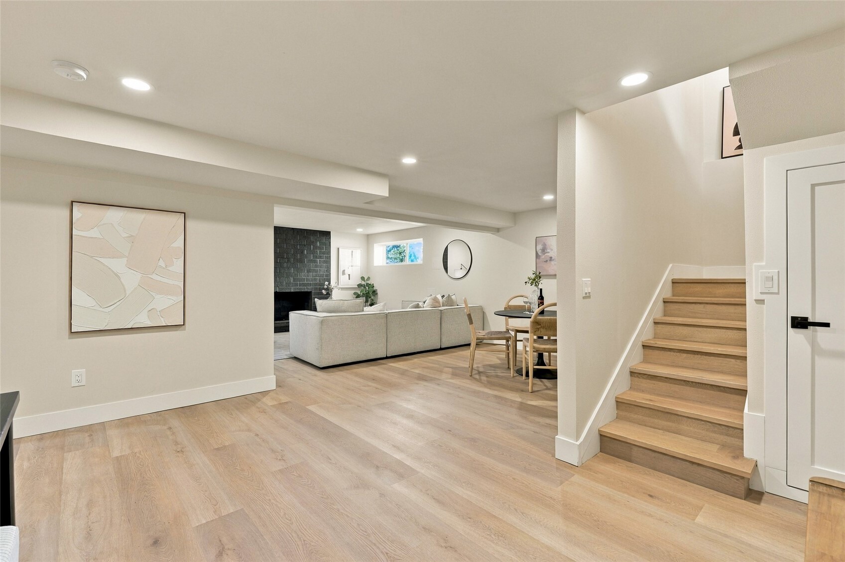 17028 Larch Way Property Photo 22