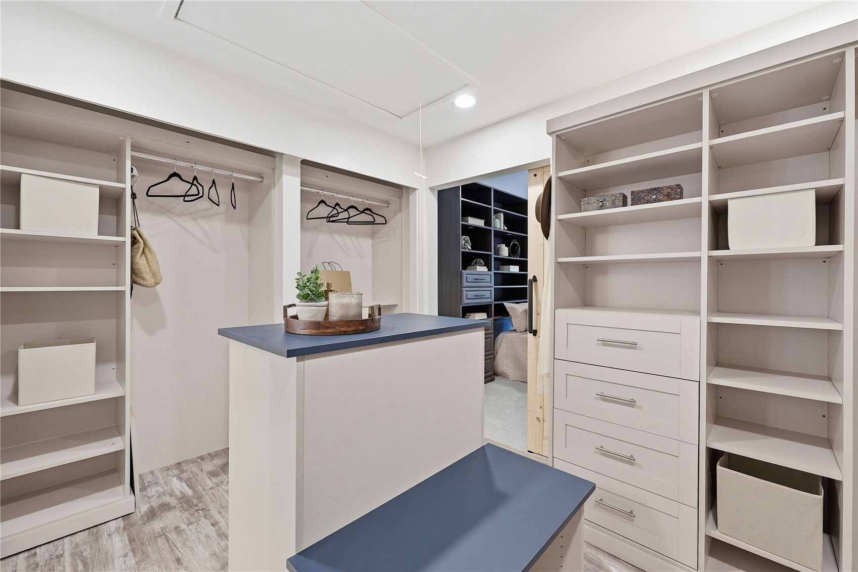 1827 218th Place Property Photo 10