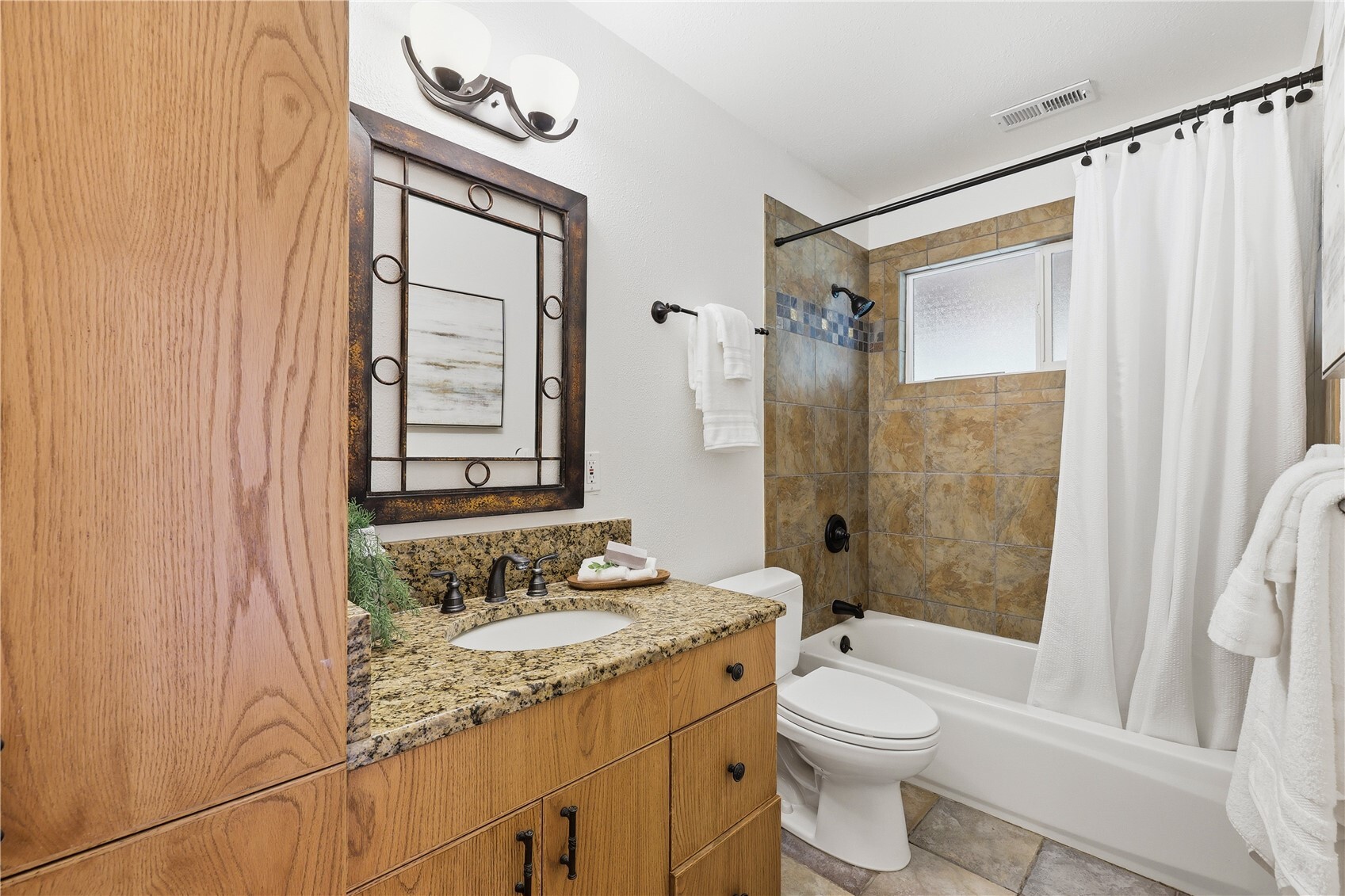 1827 218th Place Property Photo 27