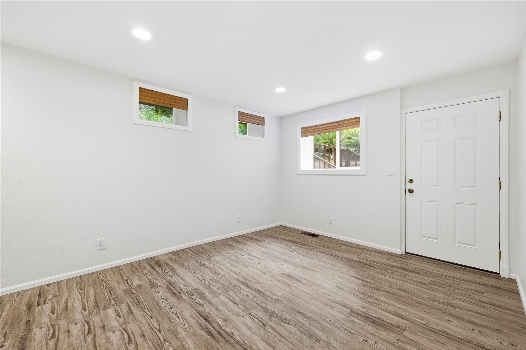 1827 218th Place Property Photo 34
