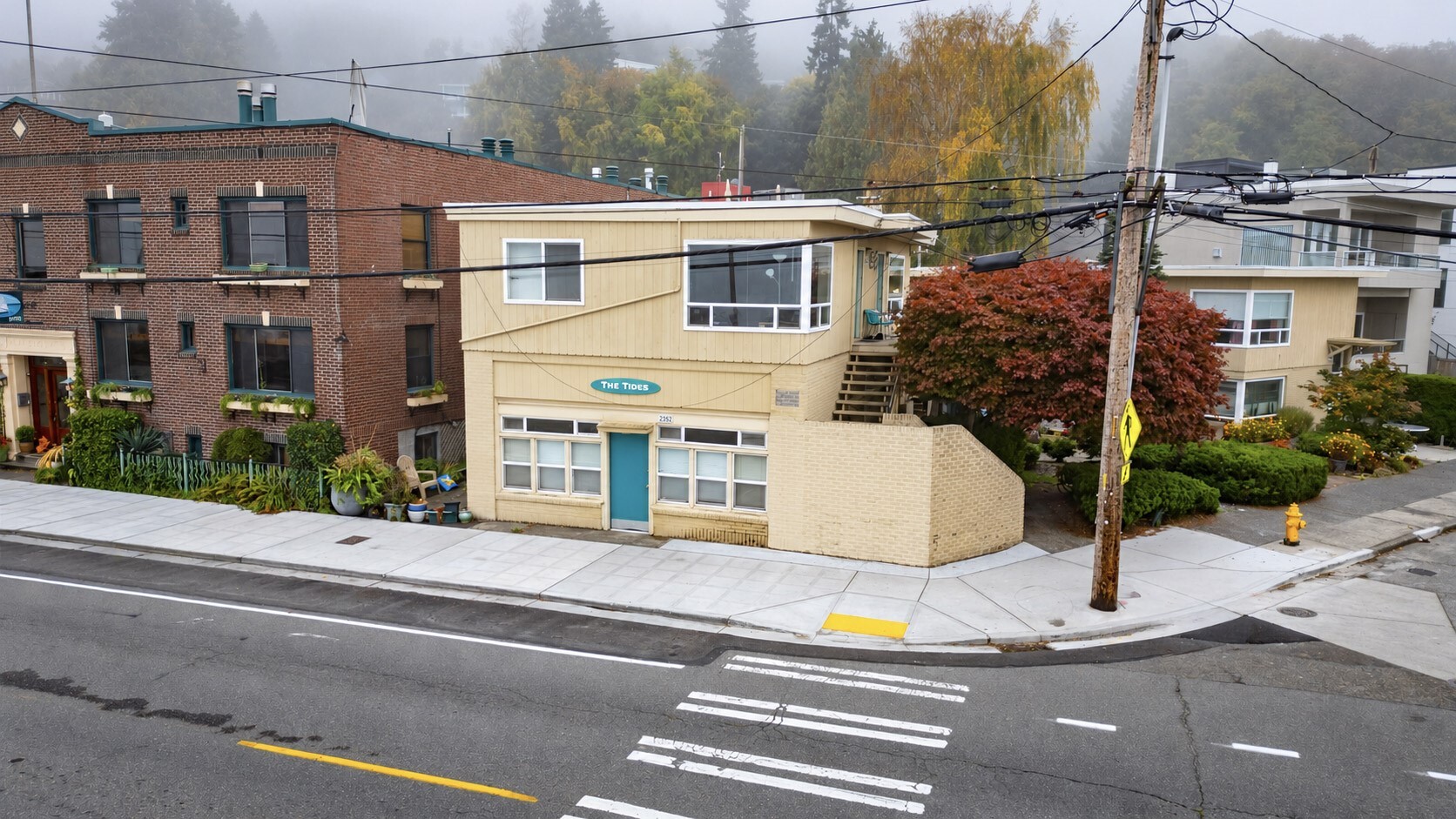 2352 Alki Avenue Property Photo 2