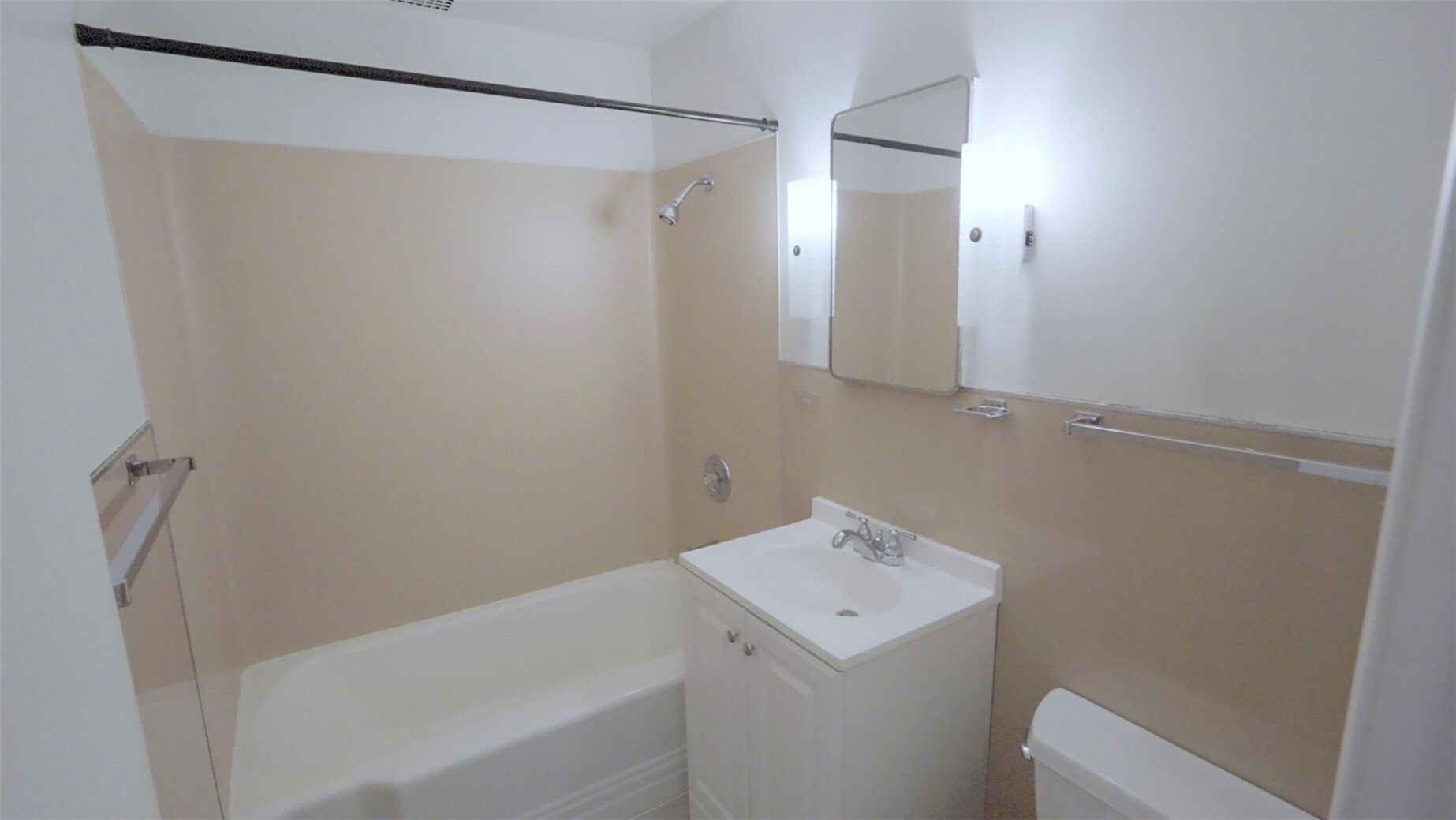 2352 Alki Avenue Property Photo 11