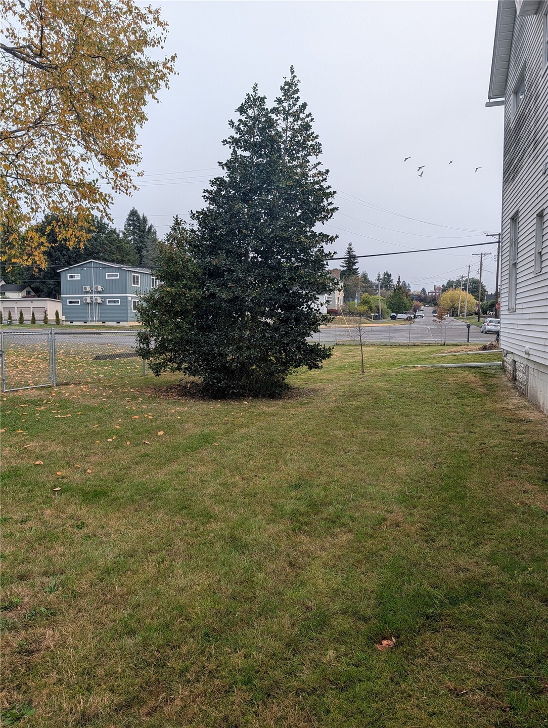 617 N L Street Property Photo 6