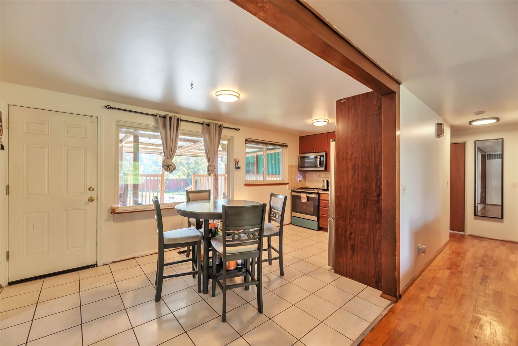 175 S 3723 Property Photo 9