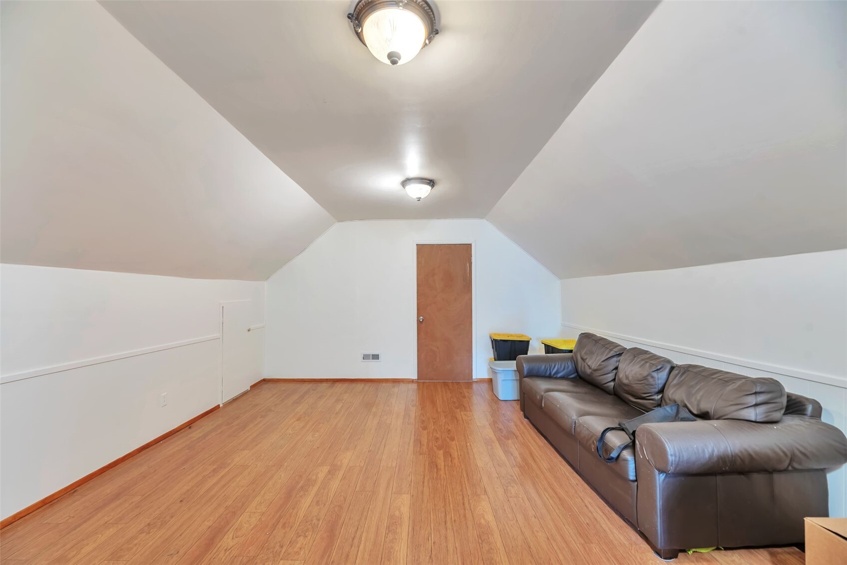 175 S 3723 Property Photo 12