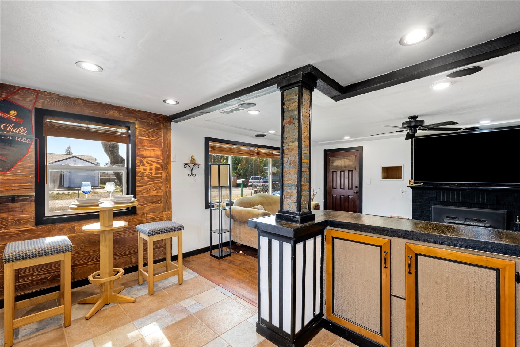 1207 Violet Meadow Street Property Photo 12