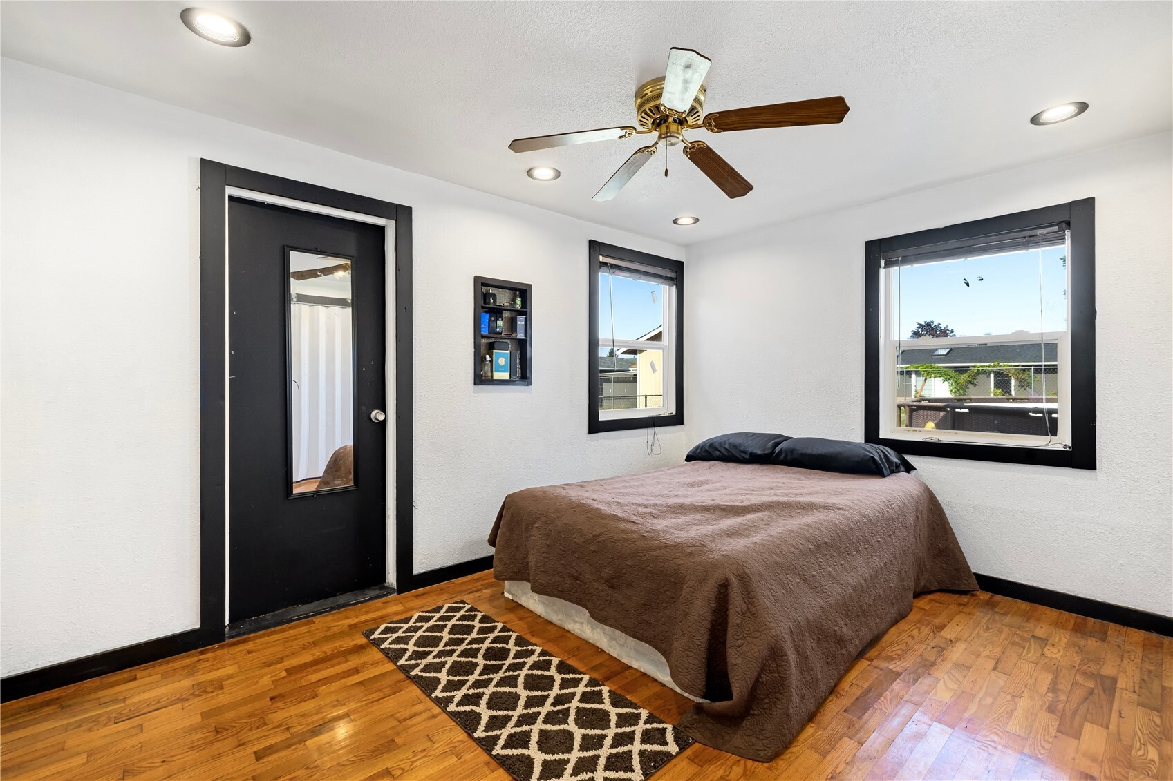 1207 Violet Meadow Street Property Photo 15