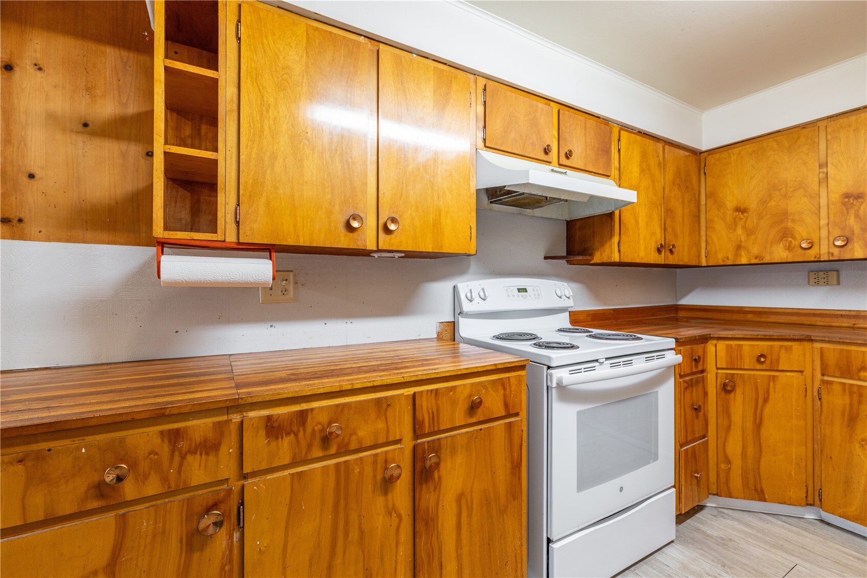 200 E Willey Lane Property Photo 6