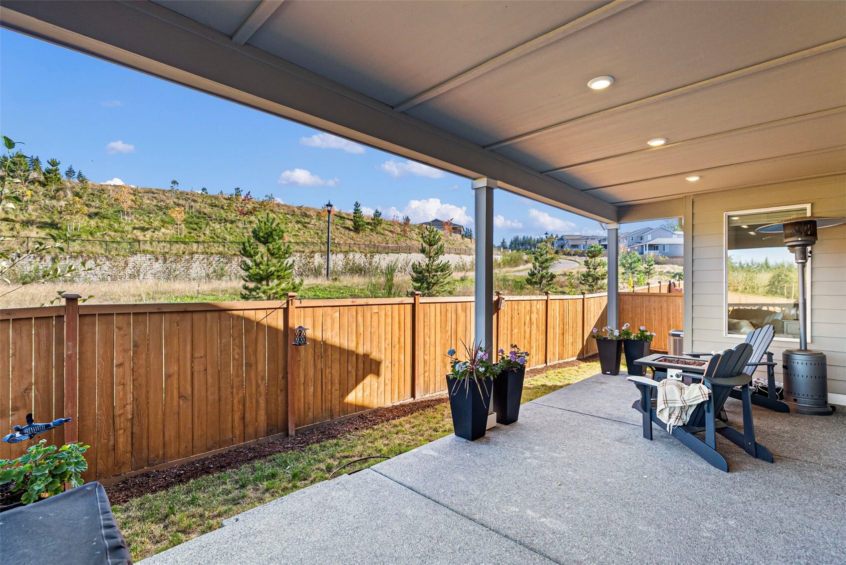 23606 Arbors Terrace Road Property Photo 9