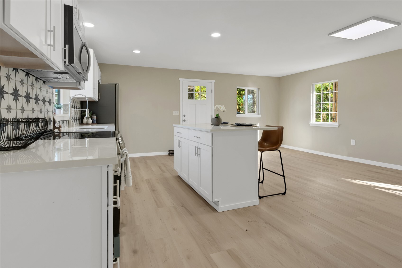 50214 E Mountain Highway Property Photo 32