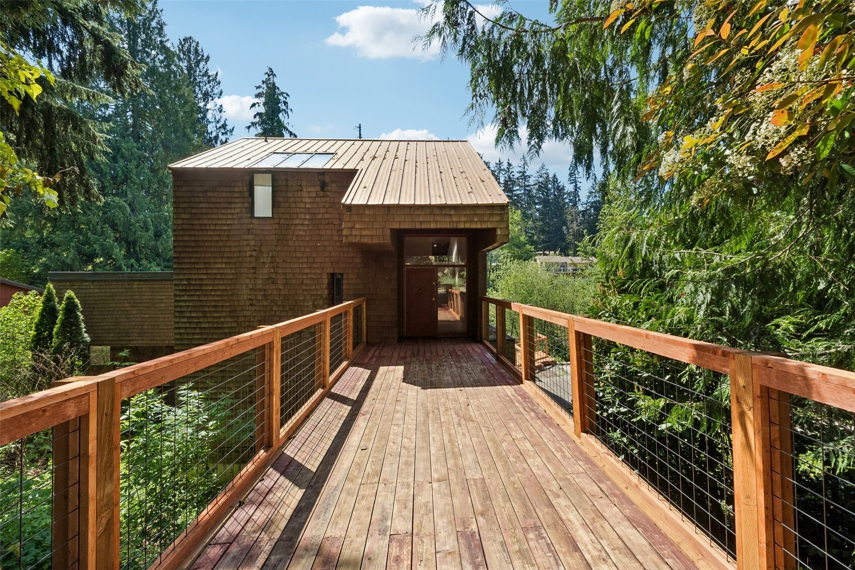 10702 Hill Terrace Property Photo 1
