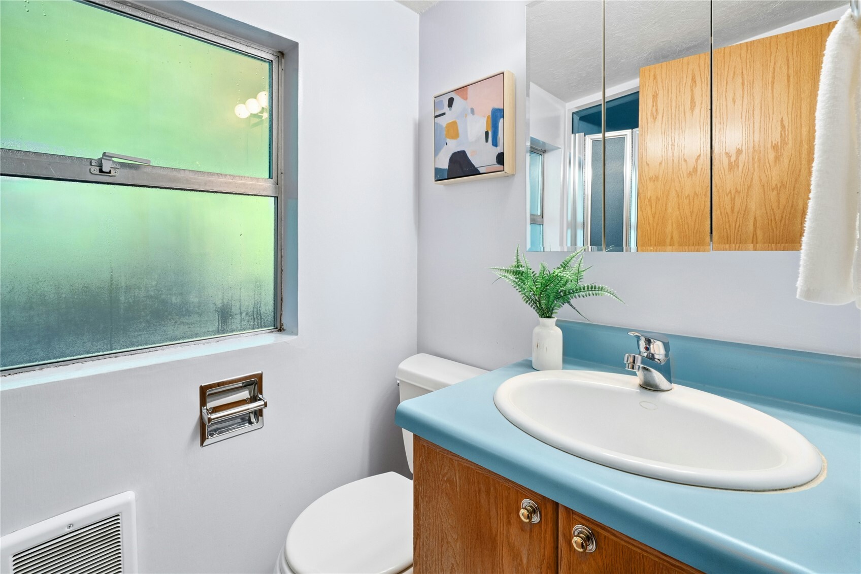 3024 Ne 180th Street Property Photo 13