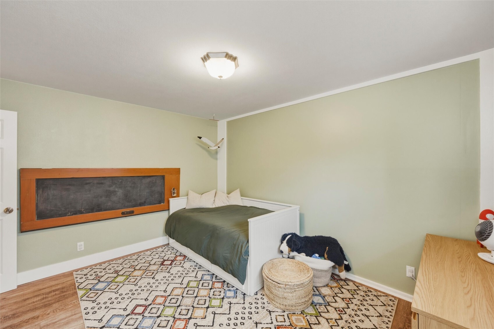 307 Lincoln Street Property Photo 16