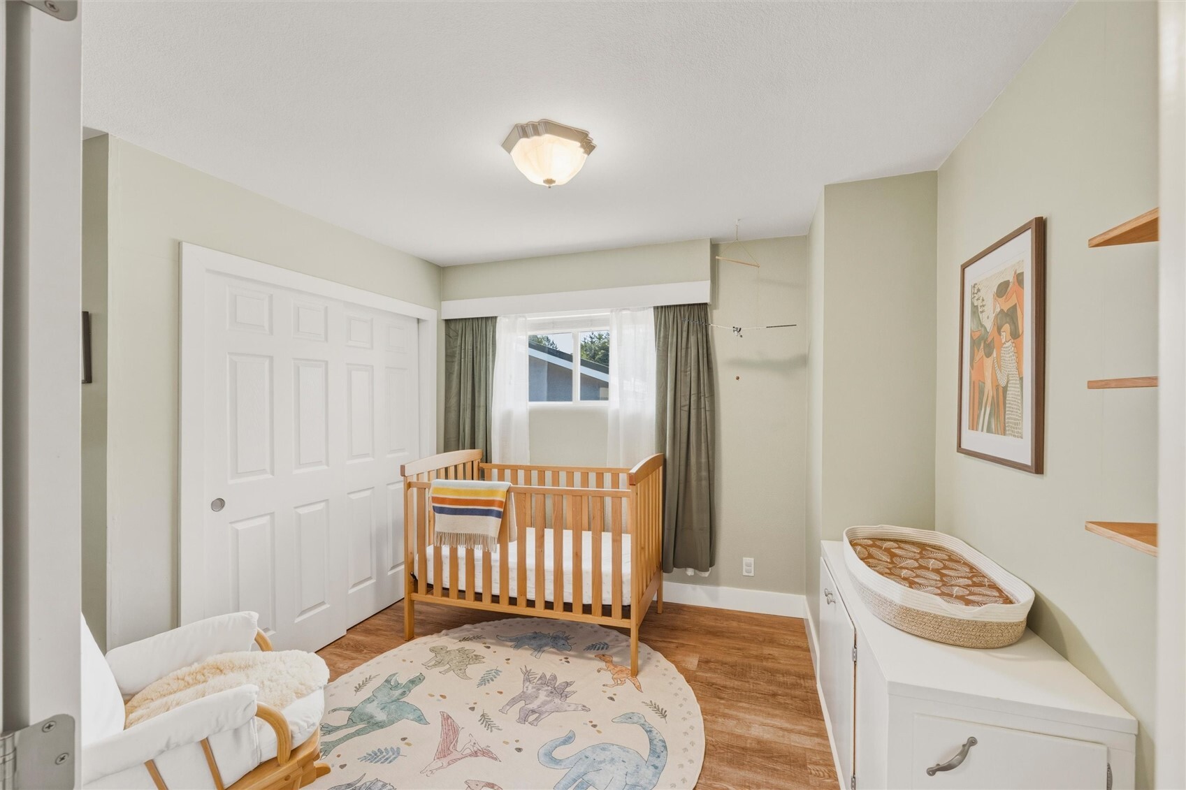 307 Lincoln Street Property Photo 18