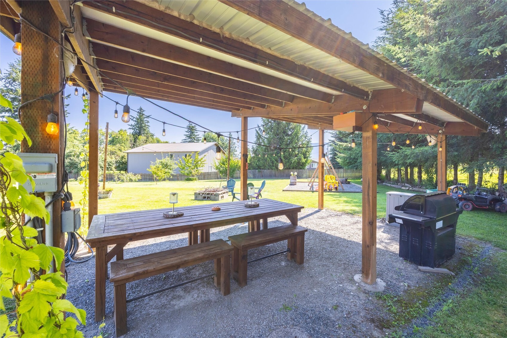 307 Lincoln Street Property Photo 32