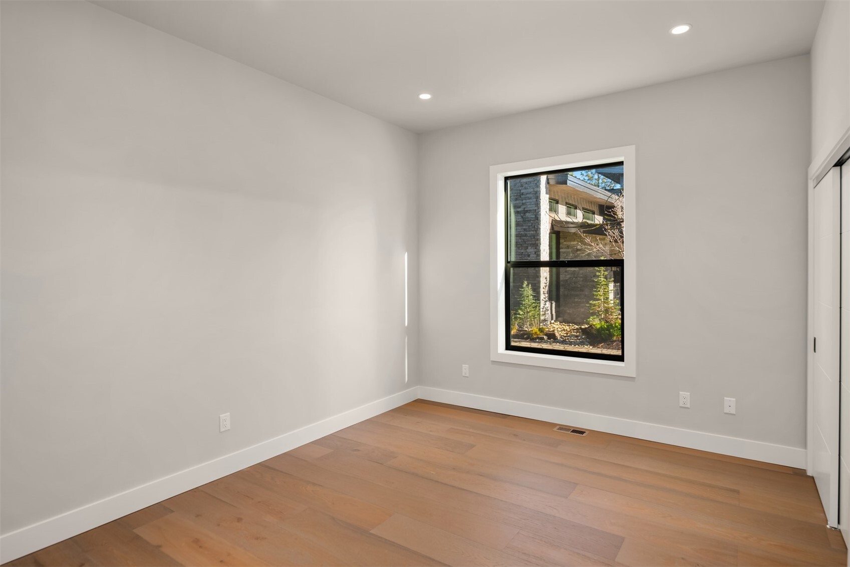 831 Gold Leaf Lane Property Photo 18