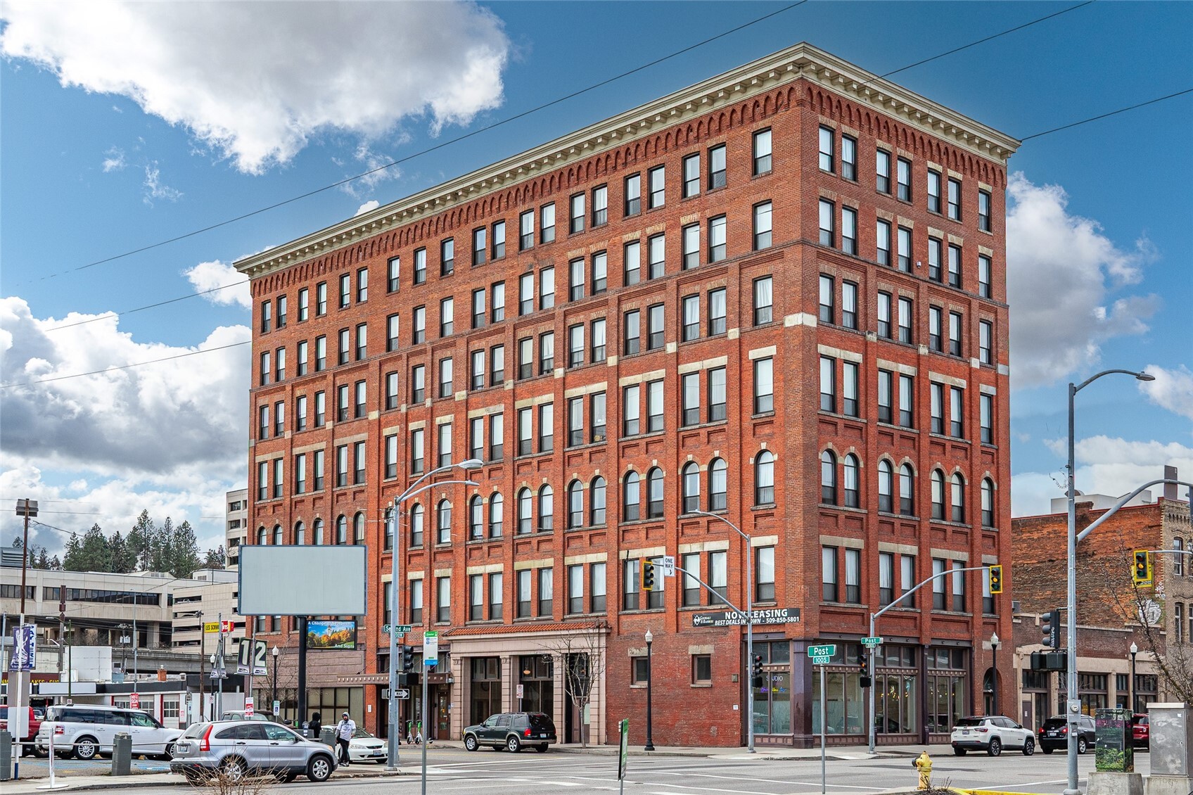 206 S Post Street Property Photo 1
