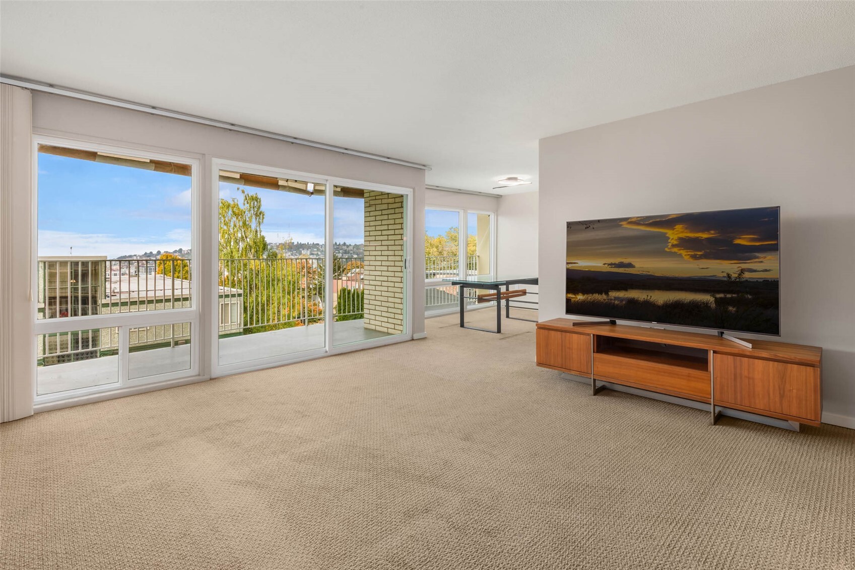 525 Belmont Avenue 3c Property Photo 3